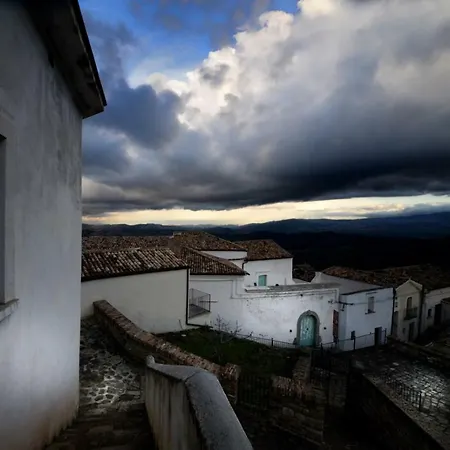 Palazzo Scelzi 3* Aliano