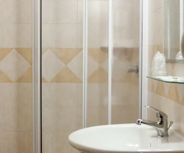 Palazzo Scelzi 3* Aliano