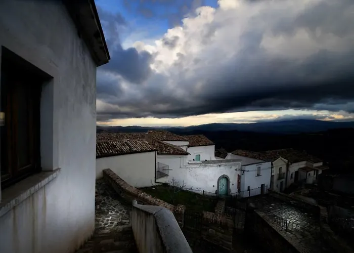 Palazzo Scelzi 3* Aliano